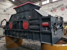 1208型半自动对辊深夜在线免费观看发货 破碎石英石