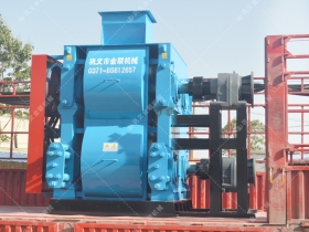 4PG0605T四辊深夜在线免费观看发往河南安阳破碎河卵石