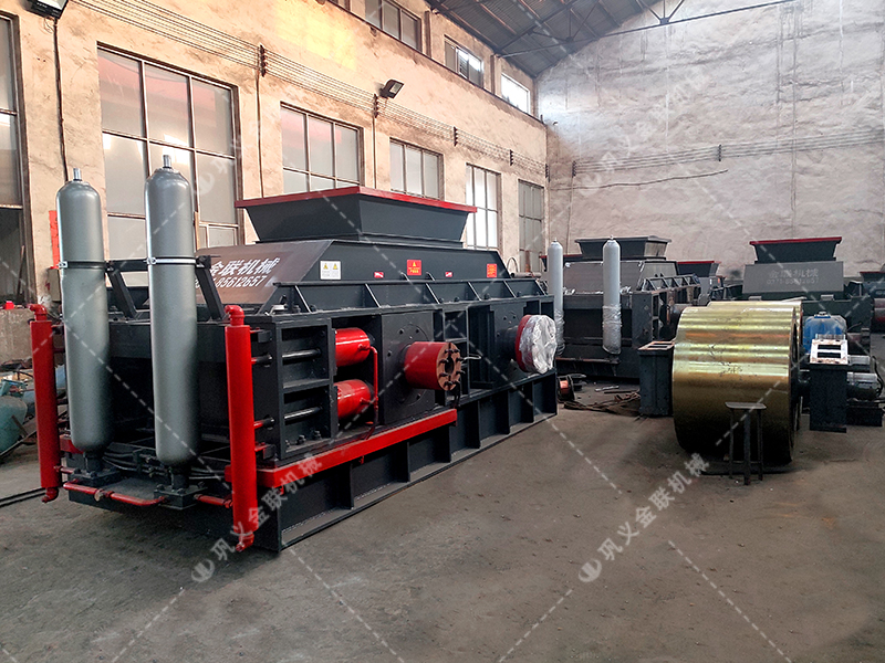 2PGY1500x1000型液压对辊深夜在线免费观看发往云南昆明