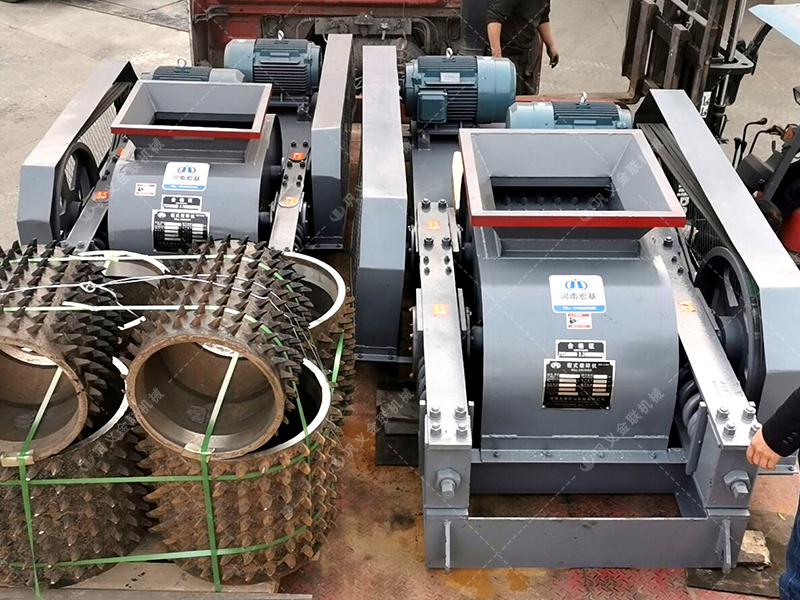 破碎石膏原矿料的双齿辊深夜在线免费观看厂家如何选择？