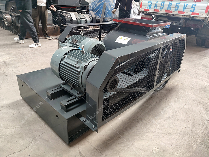 双齿辊深夜在线免费观看，如何解决大块物料破碎的困扰？